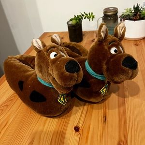 Vintage Scooby Doo Slippers